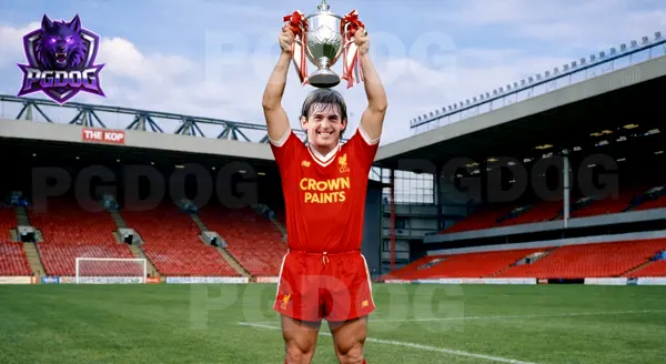 สุดยอดกองหน้า Kenny Dalglish